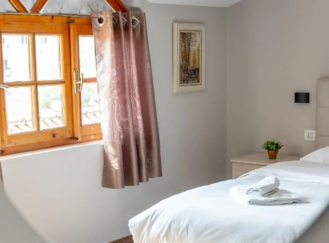 Garden Boutique Bed and breakfast Tirana